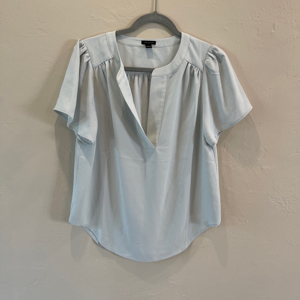 Ann Taylor Small blouse